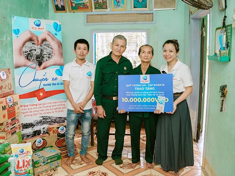 Đội ngũ chuyên gia Zon Club làm việc với dữ liệu và công nghệ